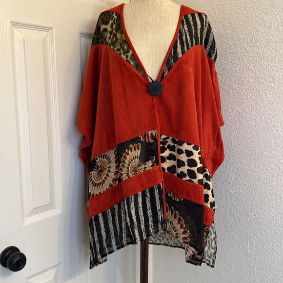 John Mark Multicolor Animal Print Blouse - Picture 2 of 10